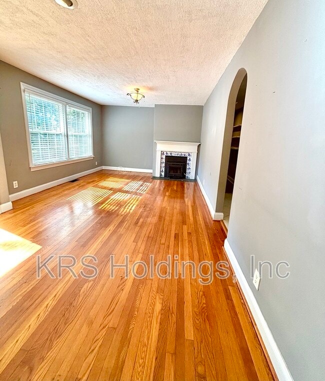 Foto del edificio - 106 Woodland Dr