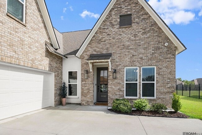 Foto del edificio - 39262 Bridge Path Ln