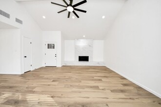 Building Photo - 3305 Avenue R