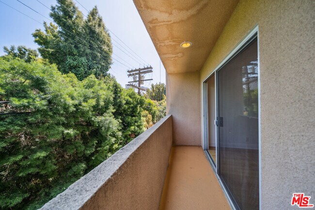 Foto del edificio - 1508 Greenfield Ave