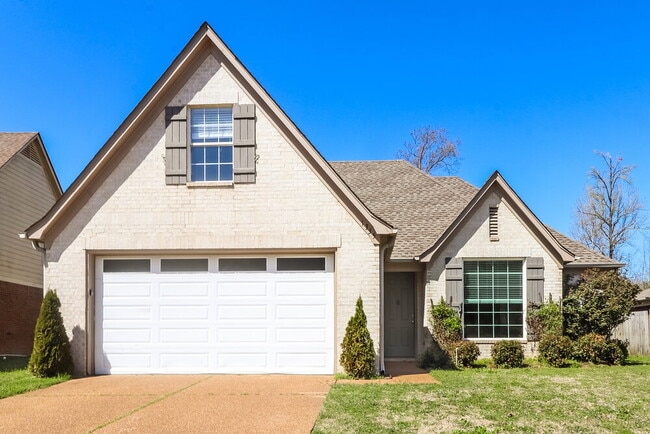 Building Photo - 1355 Carlton Ridge Dr