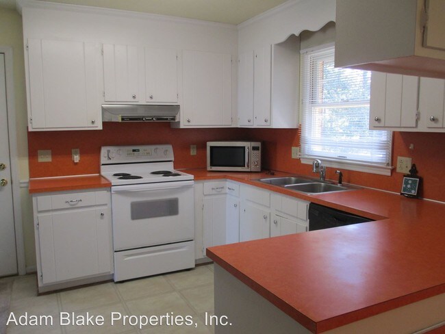Building Photo - 17028 Island View Dr