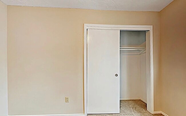 Building Photo - Spacious 3-Bedroom House with Cozy Living Spaces