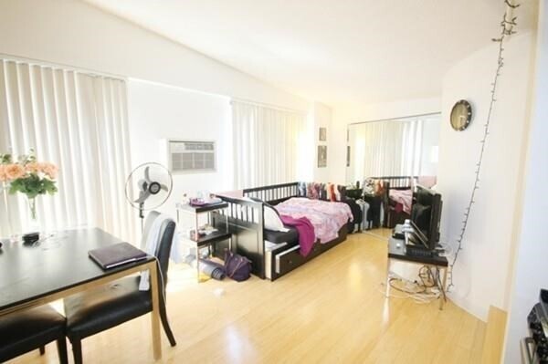 Foto del edificio - 12 Stoneholm St