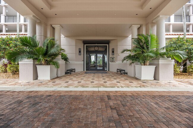 Foto del edificio - 23540 Via Veneto Blvd