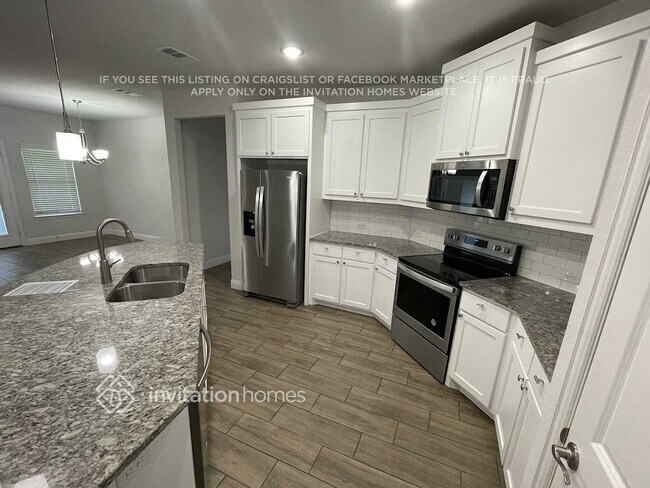 Building Photo - 254 Hedgewood Dr
