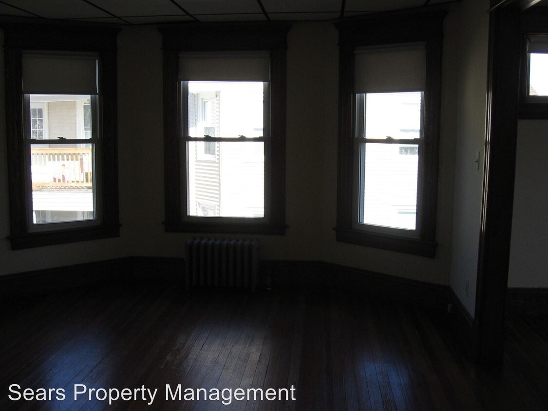 Building Photo - 14 Revere St