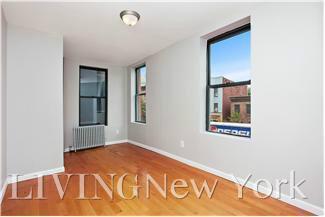 Building Photo - 499 Grand St