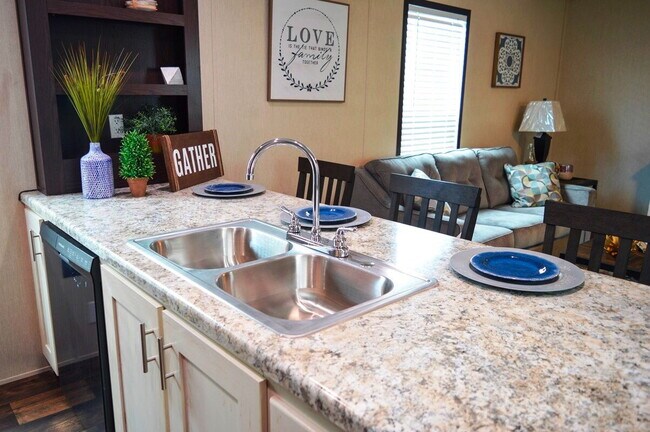 Foto del edificio - Brand New 3 bedroom, 2 bath Manufactured Home in Callaway