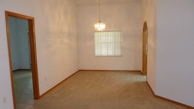 Building Photo - 2206 Deata Ct