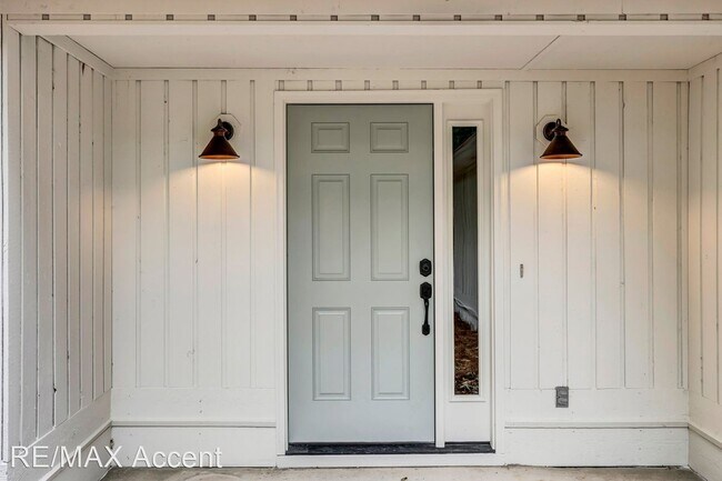 Building Photo - 3 br, 2.5 bath House - 263 Tivoli Marsh Rd.