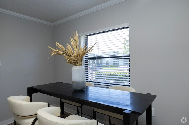 2 habitaciones, 2 baños - 1006 pies cuadrados - Comedor - Palmera at Gandy