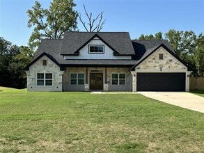 Building Photo - 14827 Fallow Ln