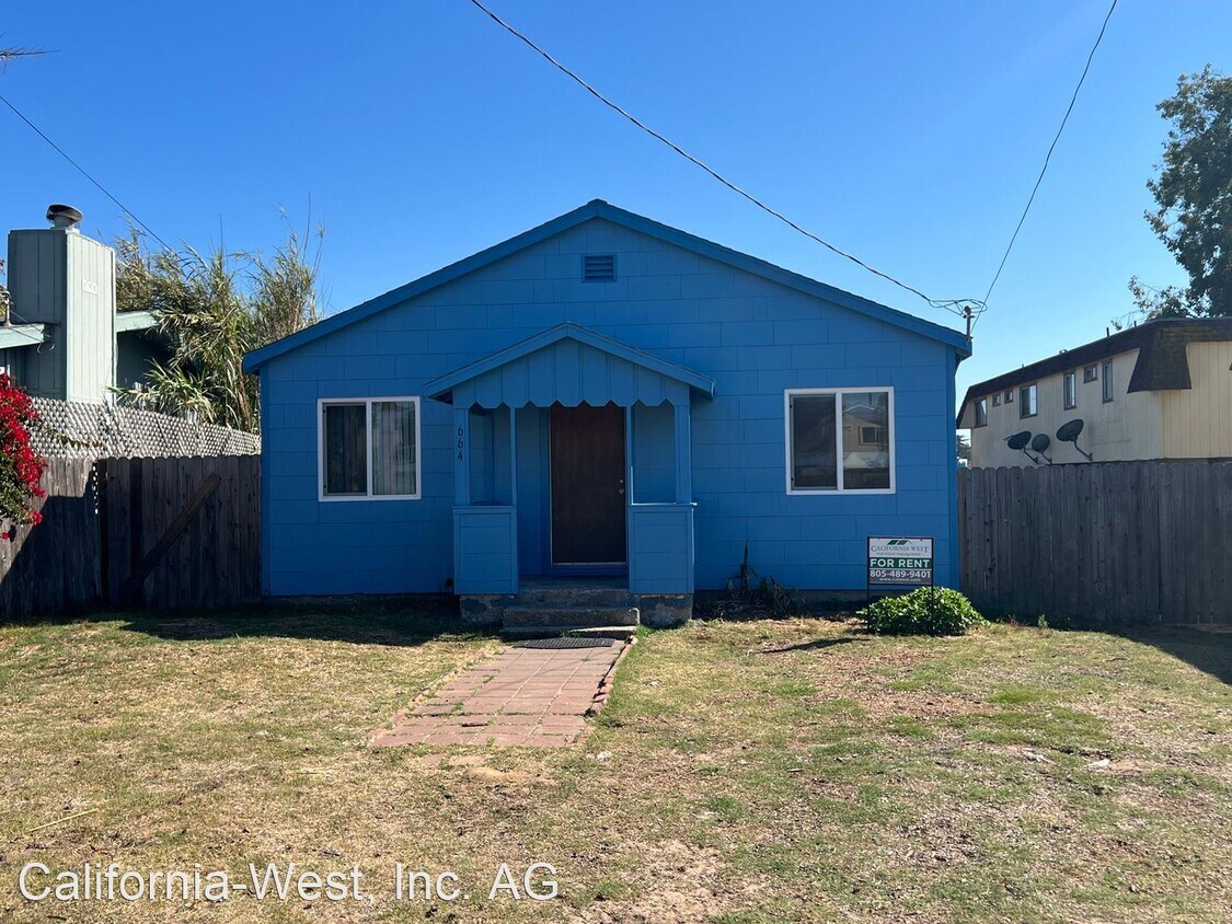 Primary Photo - 3 br, 1 bath House - 664 Longbranch