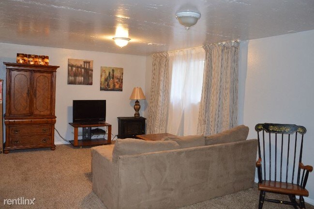 Building Photo - 2 br, 1 bath Apartment - 5078 Applewood