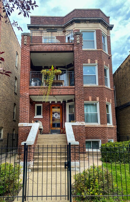 1312 W Winnemac Ave Unit 1, Chicago, IL 60640 1312 W Winnemac Ave