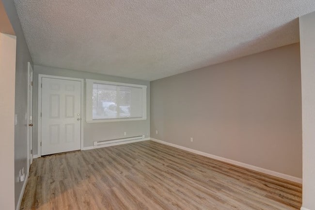 Building Photo - 3701 Biscay St NW