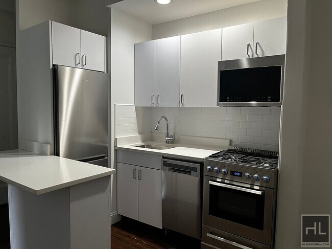 Building Photo - EAST 46 STREET