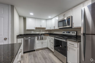 Building Photo - 2207-2217-2217 Aurora Dr