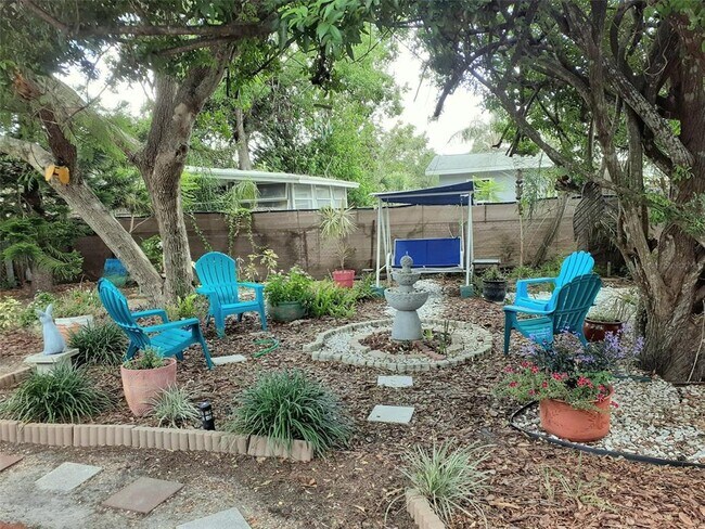 Foto del edificio - 3828 Hawkeye Cir