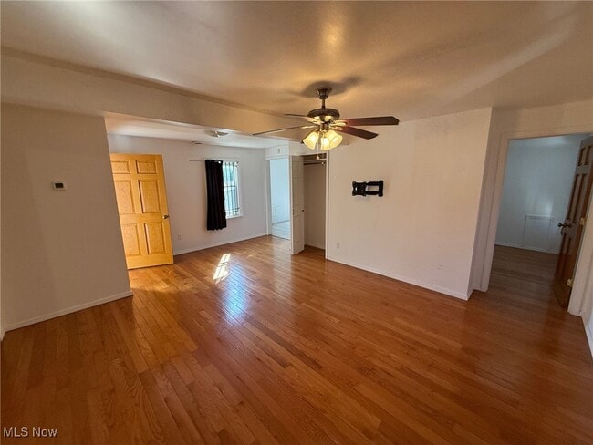 Foto del edificio - 1576 E 36th St
