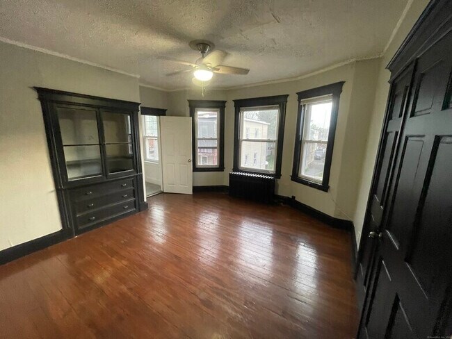 Foto del edificio - 989-991 Capitol Ave