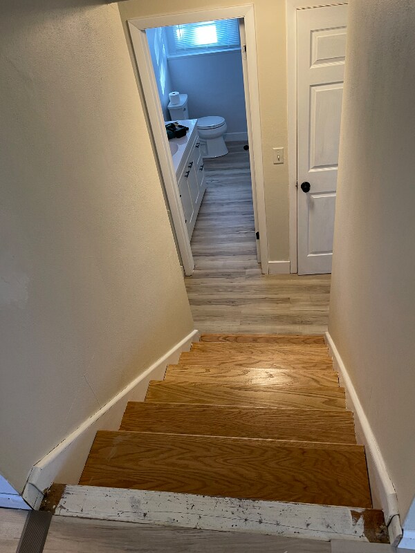 Building Photo - 1301 Buena Vista Dr