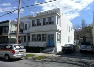 Building Photo - 203 Partridge St