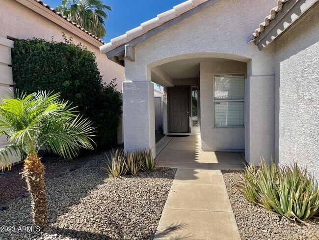 Foto del edificio - 4050 E Coolbrook Ave