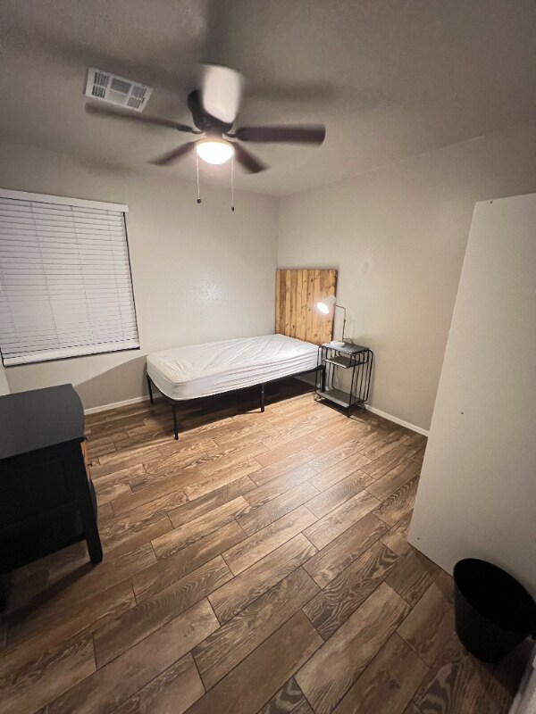 Foto principal - 3645 W Hadley St