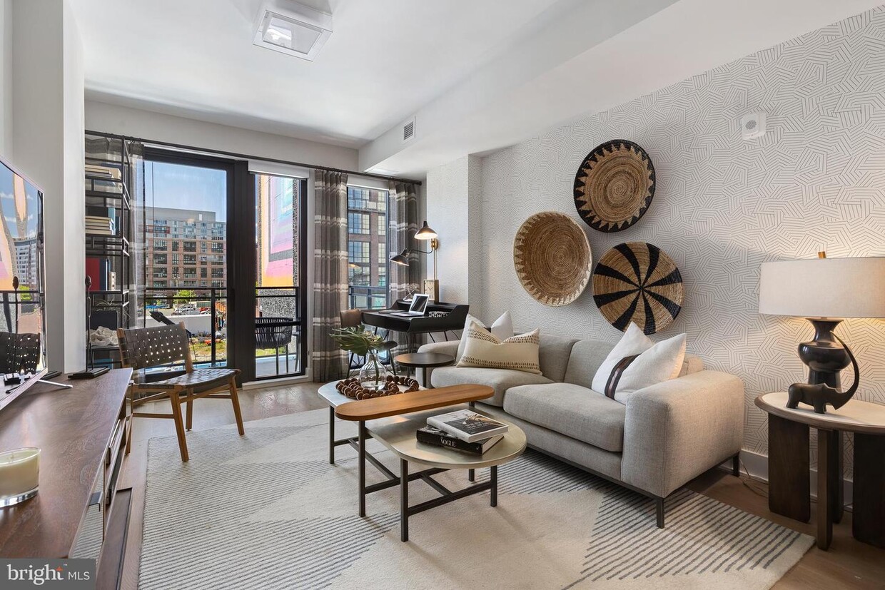 Foto principal - 40 N St NE