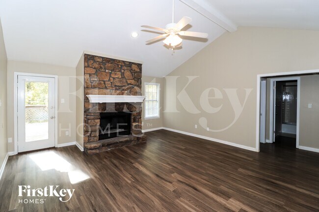 Foto del edificio - 2961 Forest Edge Dr