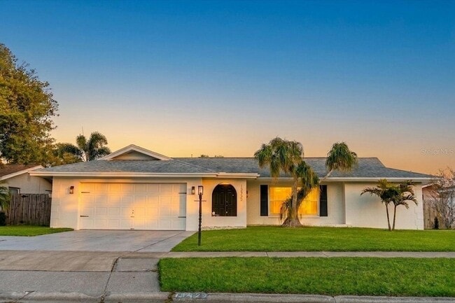 Photo - 13923 Brewster Drive Unit House