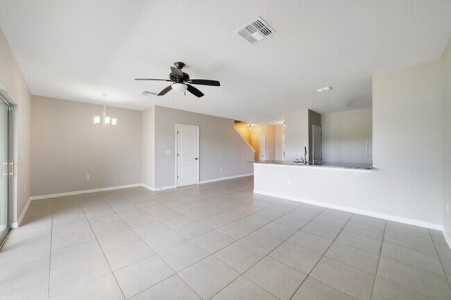 Foto del edificio - 312 Arbor Lakes Dr