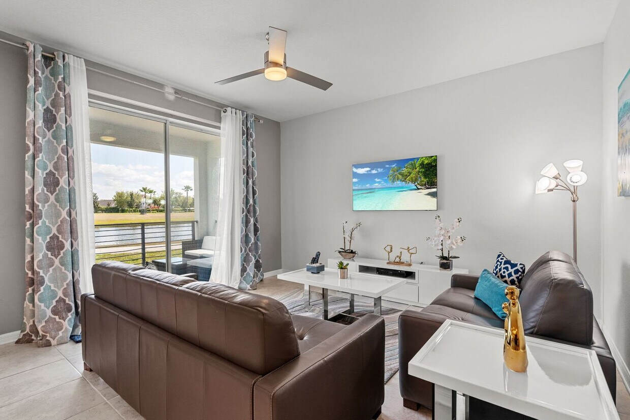 Foto principal - 3161 Paradox Cir