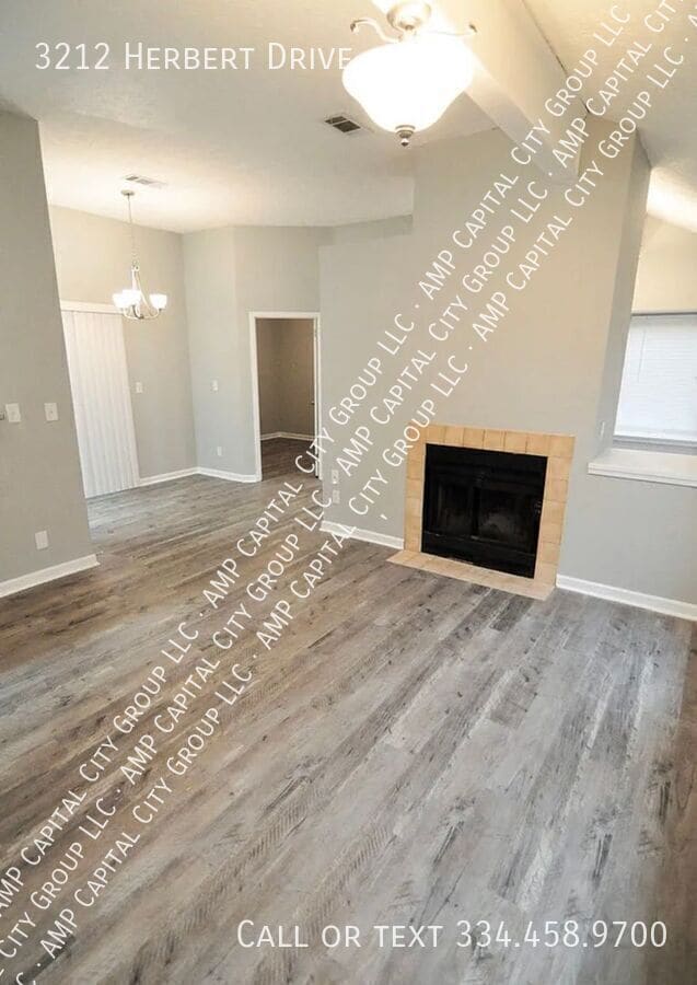 Building Photo - 3212 Herbert Dr