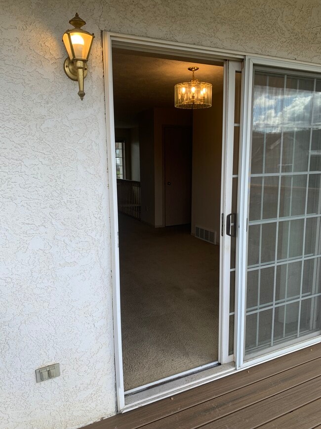 Foto del edificio - 3418 E 57th Ave