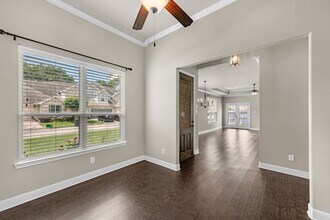 Building Photo - 2034 Que Manor Dr