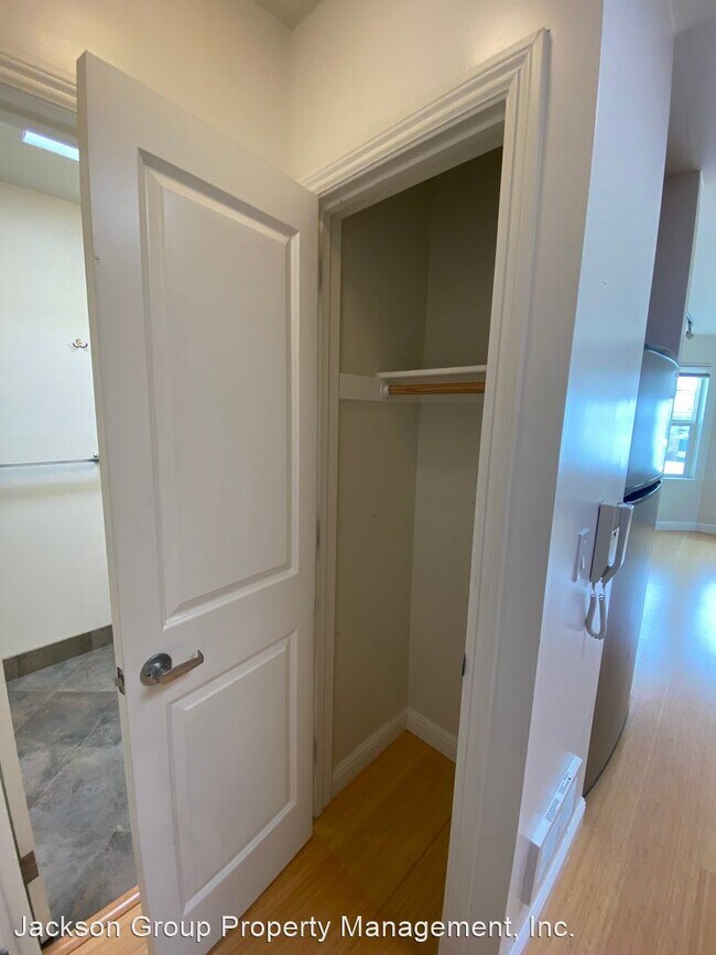 Foto del edificio - 1 br, 1 bath House - 466 Clementina Street #6