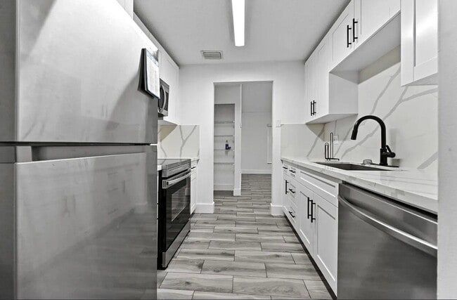 Foto del edificio - 1459 Summit Run Cir