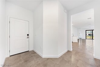 Building Photo - 19597 Hinkley Dr