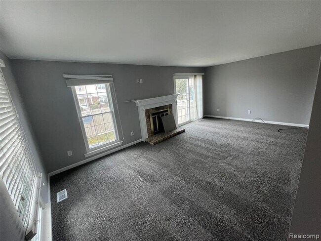 Building Photo - 20828 W Glen Haven Cir