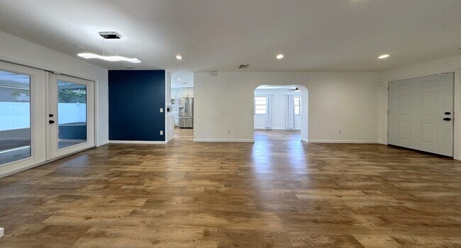 Foto del edificio - 2917 E Yukon St