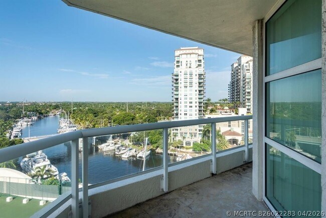 Foto del edificio - 401 SW 4th Ave