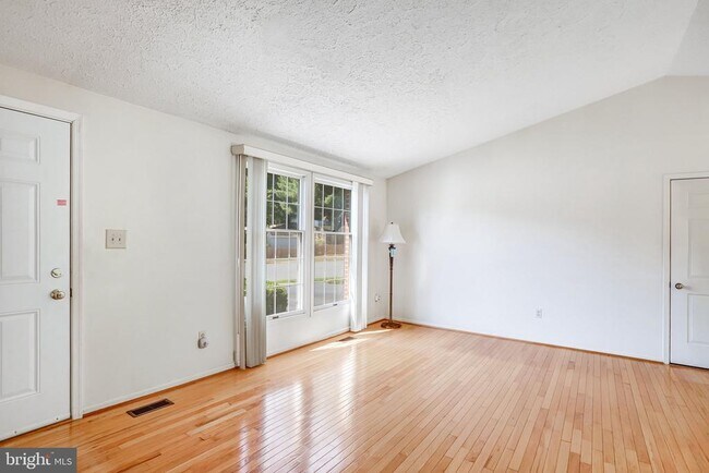 Foto del edificio - 1803 E Beech Rd