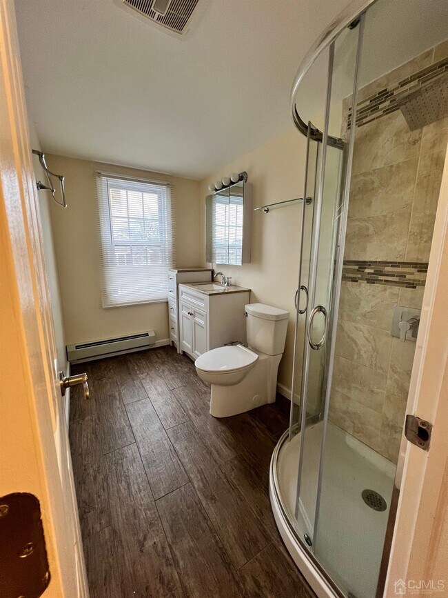 19 Robert St, South River, NJ 08882 Condo for Rent in South River, NJ