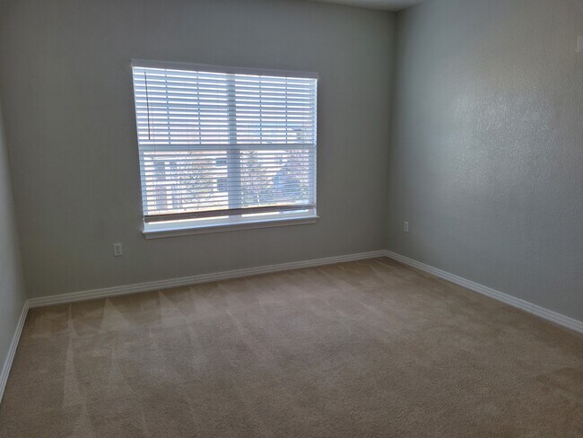 Bedroom - 9359 Amison Cir