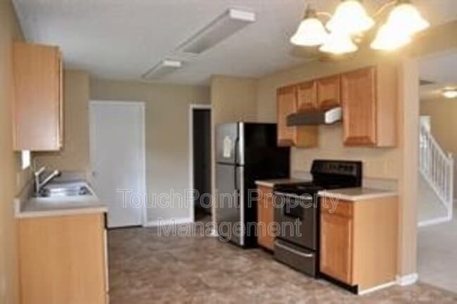 Building Photo - 2038 Dunsmore Ln