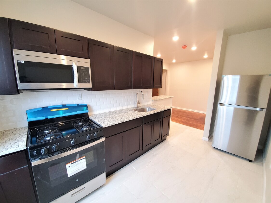 445 Washington Ave Unit 5, Belleville, NJ 07109 Condo for Rent in