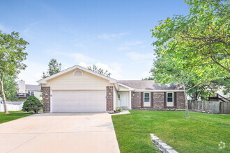 Building Photo - 14 Walnut Hill Ct